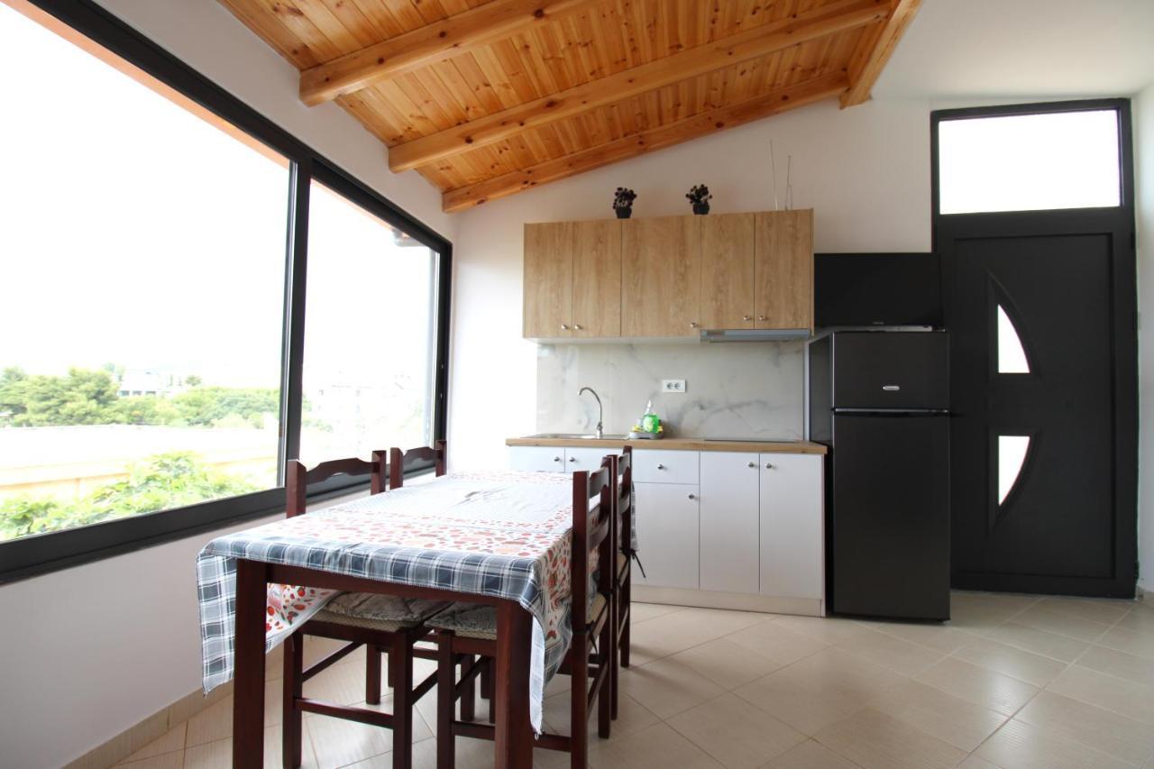 Apartment Vila Bilali