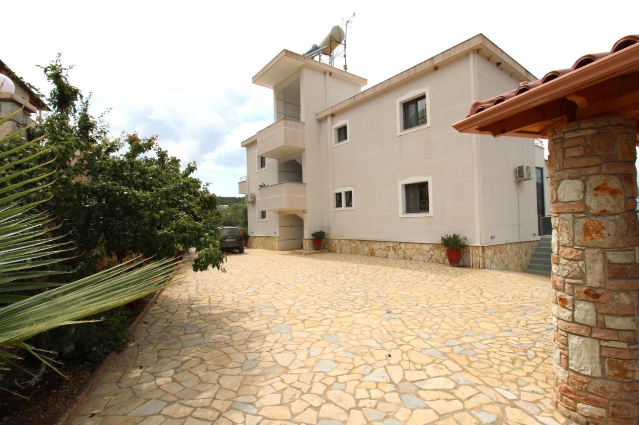 Apartment Vila Bilali *