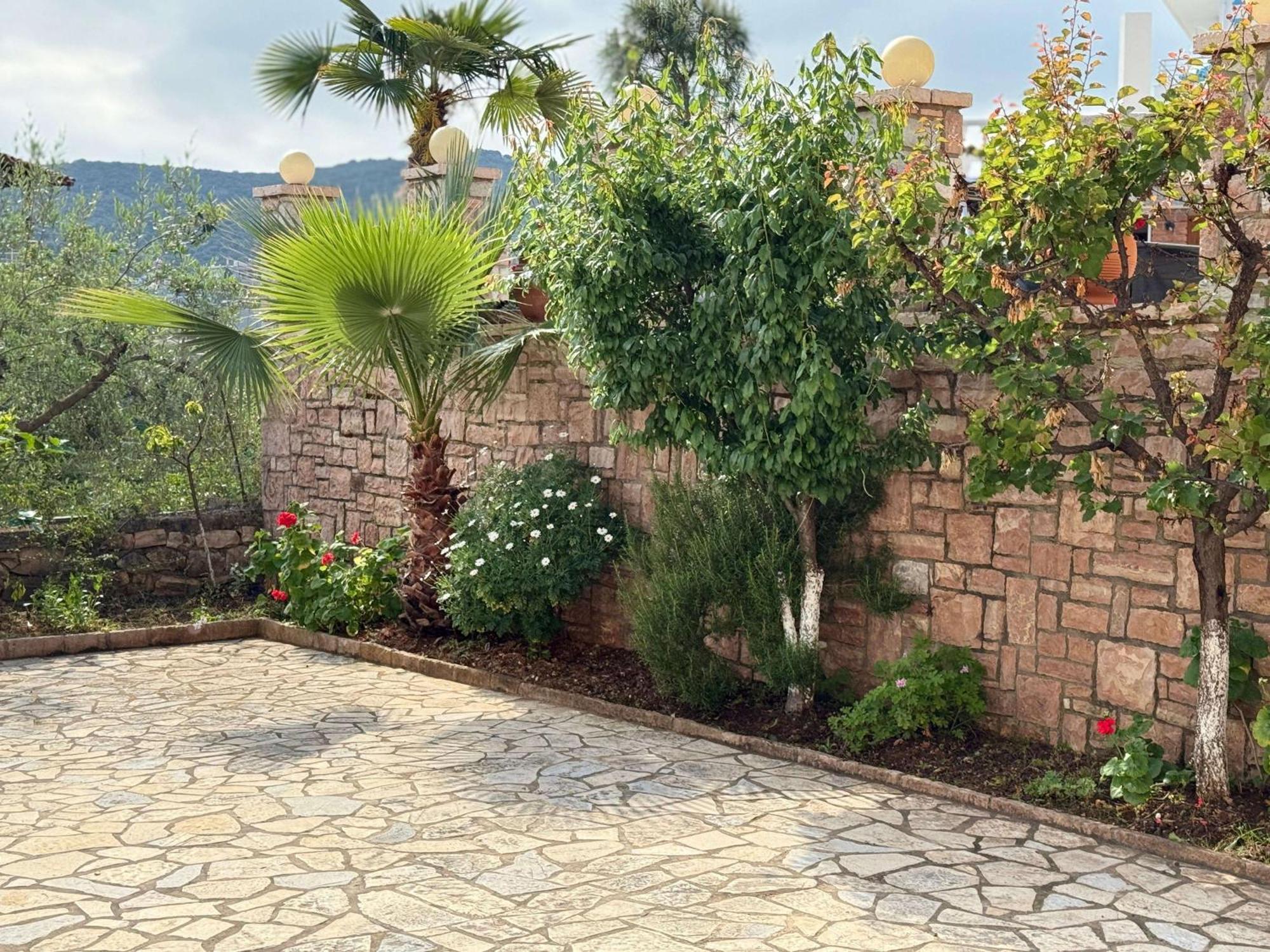 Vila Bilali Apartment Ksamil